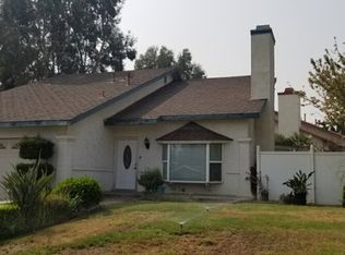 1068 Blossom Hill Dr, Corona, CA 92878
