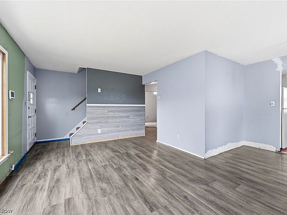5th image of 26850 Gary Ave