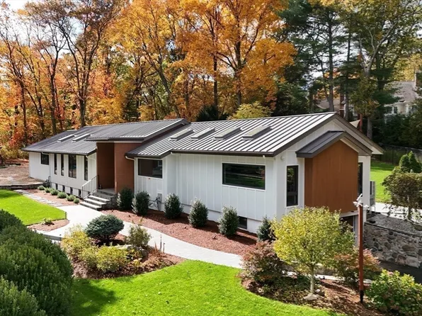 105 Summer St, Weston, MA 02493