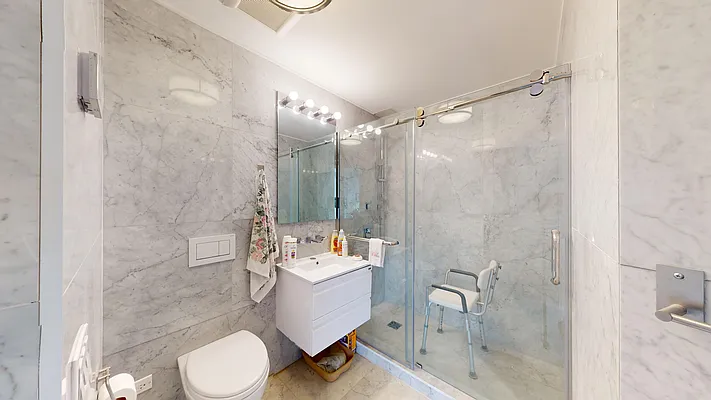 Rented by Bond New York | media 41