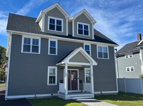 29 Orange St, Roslindale, MA