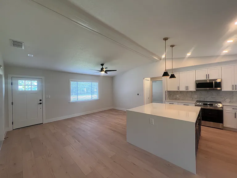 725 Jupiter Blvd NW — Photo 7