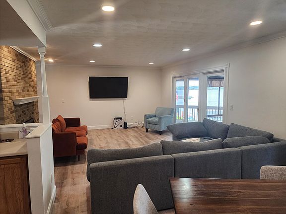 2nd image of 241 Parkshore Dr