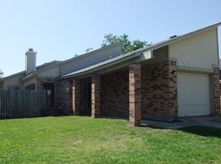 925 Somercotes Ln, Channelview, TX 77530