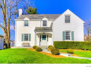 61 Disbrow Cir, New Rochelle, NY 10804