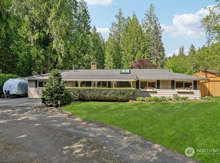 24008 SE Tiger Mountain Rd, Issaquah, WA 98027