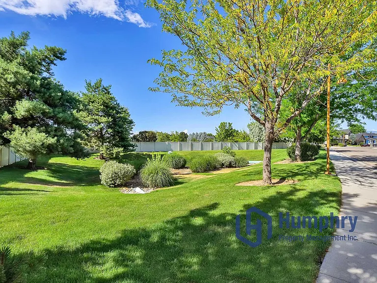 3956 E Granger Dr — Photo 48