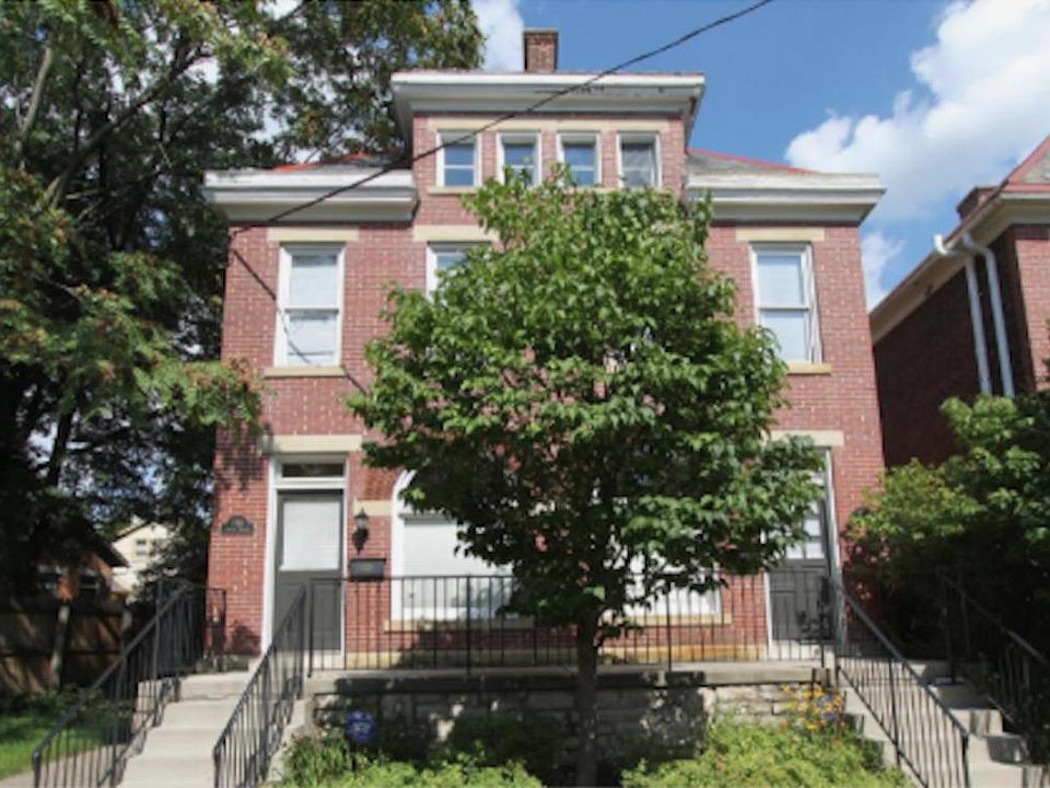 2nd image of 706 Jaeger St #8