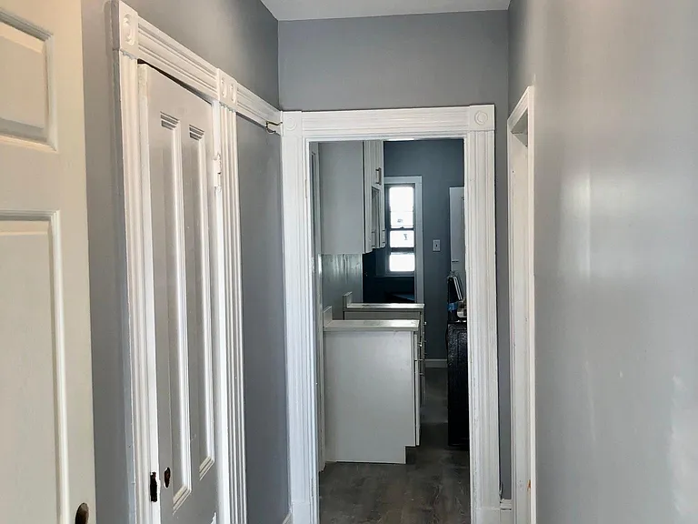 12 Dana St #2 — Photo 3