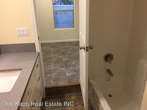 4th image of 351 Walnut Dr