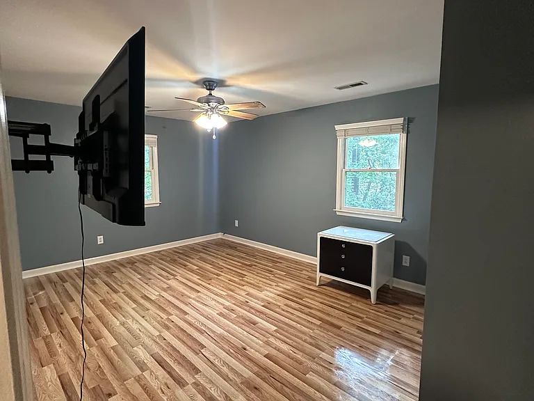 929 Autumnwood Ln — Photo 15