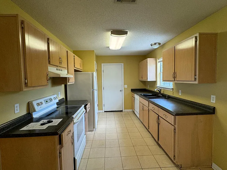 2870 Aplin Rd — Photo 7