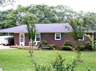 18 Meadors Ave, Greenville, SC 29605