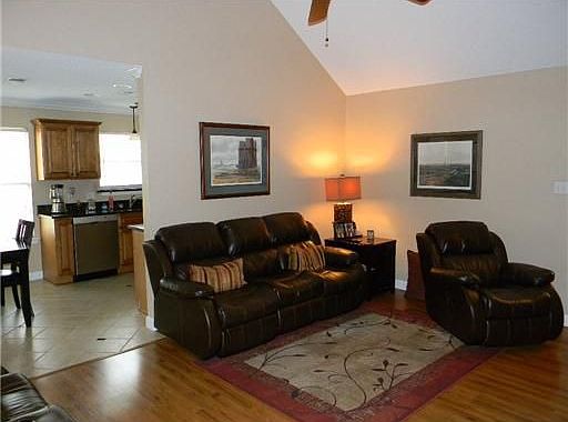 2nd image of 2631 Broadwater Dr