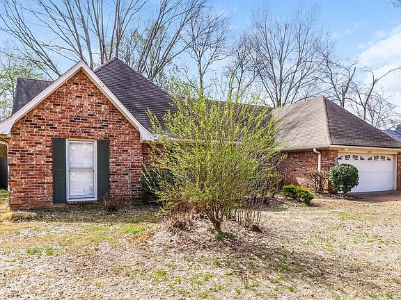 4th image of 8815 Chimneyrock Blvd