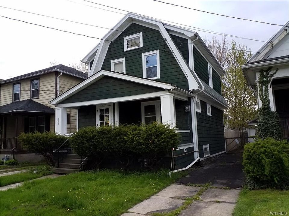 1st image of 385 Winspear Ave