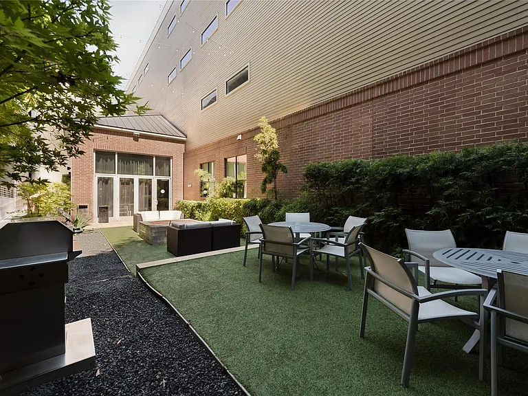 2700 Brazos St #4405 — Photo 18