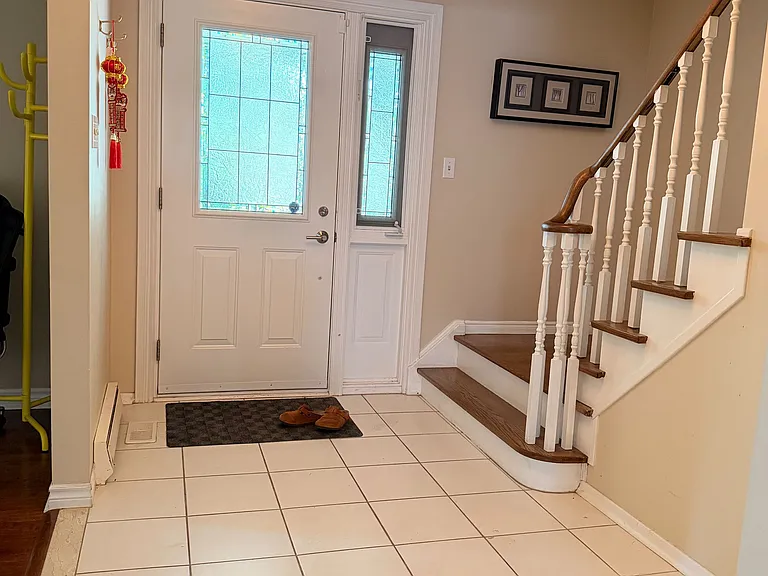 2150 Herridge Dr — Photo 3