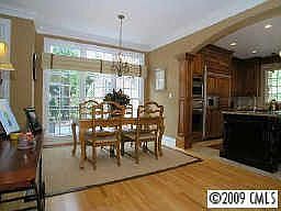 5th image of 5524 Gordonvale Pl