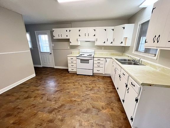 3169AuburnKitchen_01072023