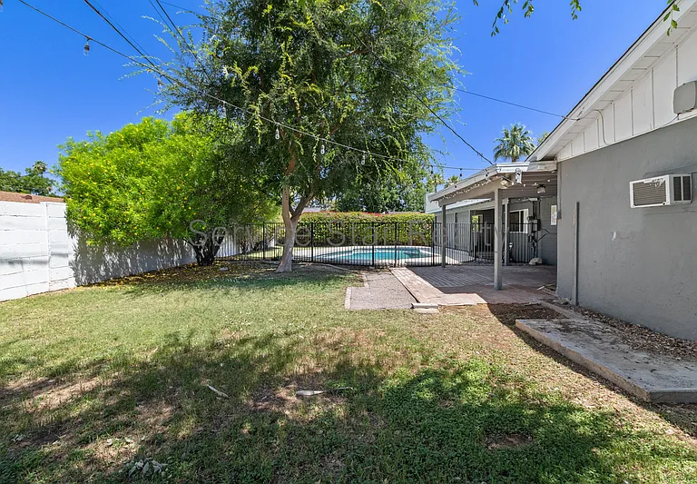 6720 N 12th Pl — Photo 28