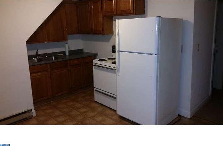1st image of 214 Weiner Ave #A