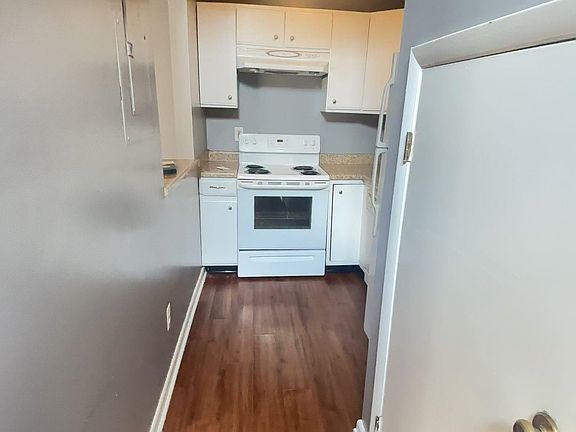 5th image of 1337 Bradley Dr