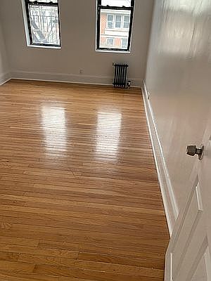 2nd image of 2058 Haviland Ave APT 2B