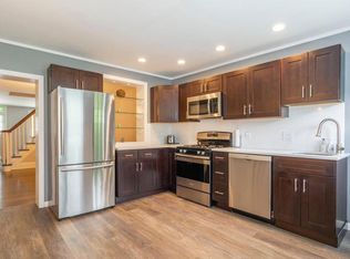 34 Maple St, Conshohocken, PA 19428