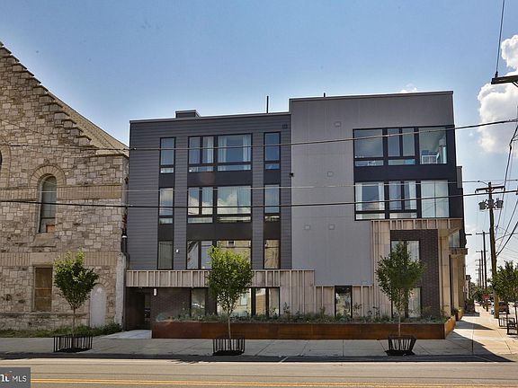 2nd image of 2431-35 Frankford Ave #1