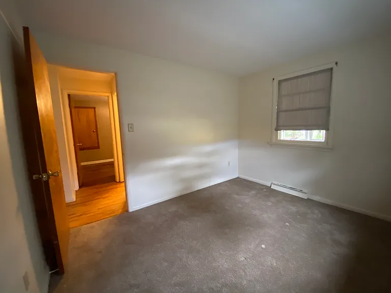 1 Limekiln Rd — Photo 11