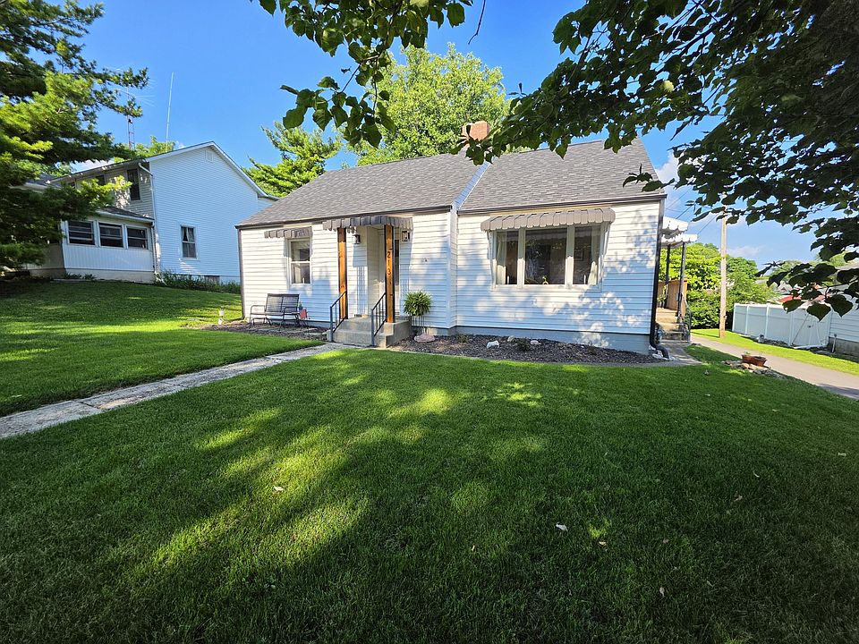 1st image of 213 Fuson St