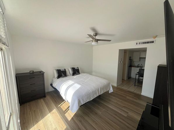 1800 N Stanton St APT 704A