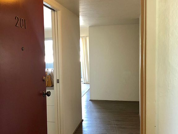 2nd image of 1458 Hudson St APT 201