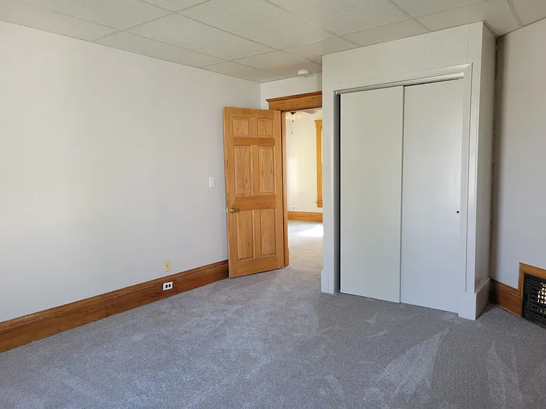423 W Main St — Photo 12