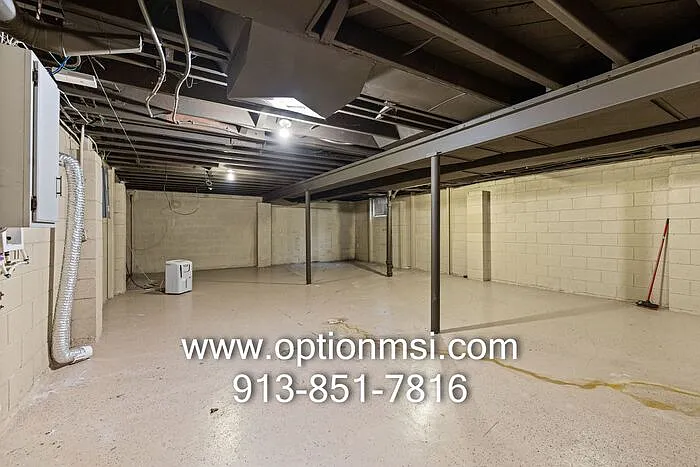 7829 Dearborn Dr — Photo 26
