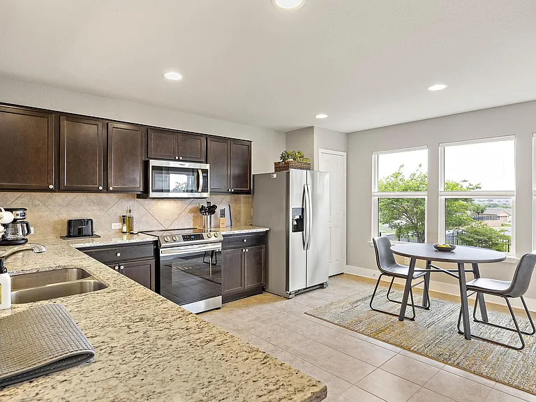 128 Alamosa Creek Ln — Photo 8