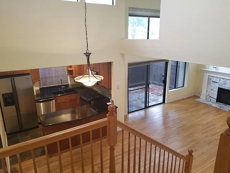 3601 Loggers Ln — Photo 4