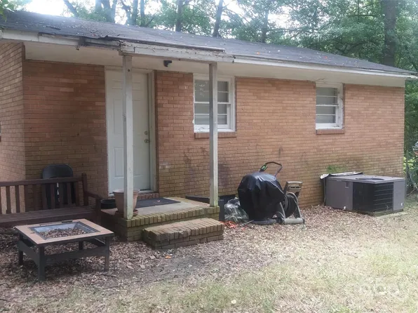 1020 Sycamore Ave, Gastonia, NC 28052