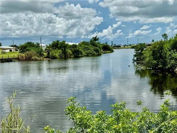 2605 NW 5th Ave, Cape Coral, FL 33993