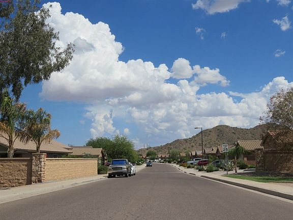 5th image of 2330 W Kristina Ave