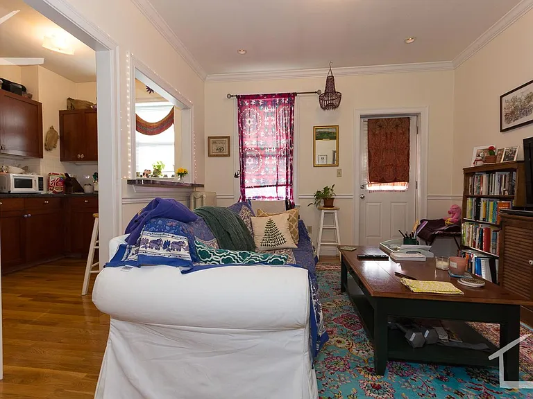 4 Park Vale Ave #12L — Photo 2