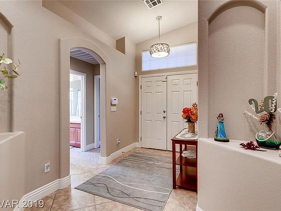 3rd image of 1028 Puerta Del Sol Dr
