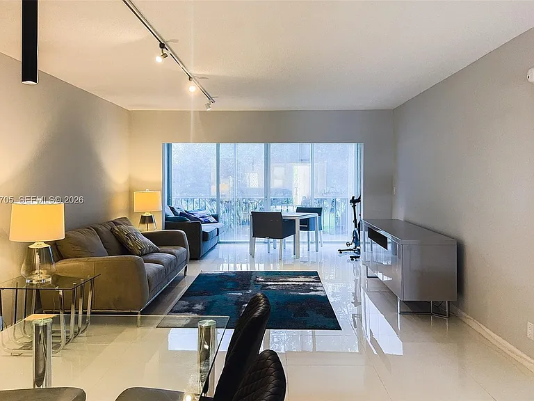 3200 N Palm Aire Dr #207 — Photo 6