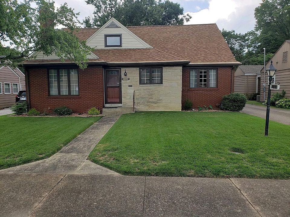 1st image of 2900 E Chandler Ave
