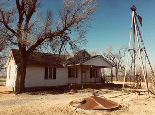 15001 W Southgate Rd, Lahoma, OK 73754