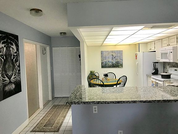 2nd image of 2571 Aragon Blvd APT 316