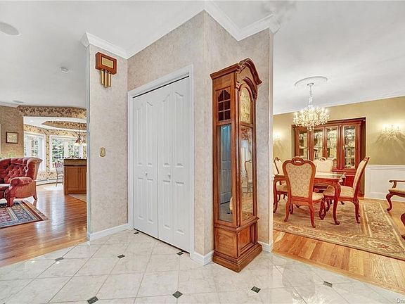 4th image of 4 Morning Glory Ln