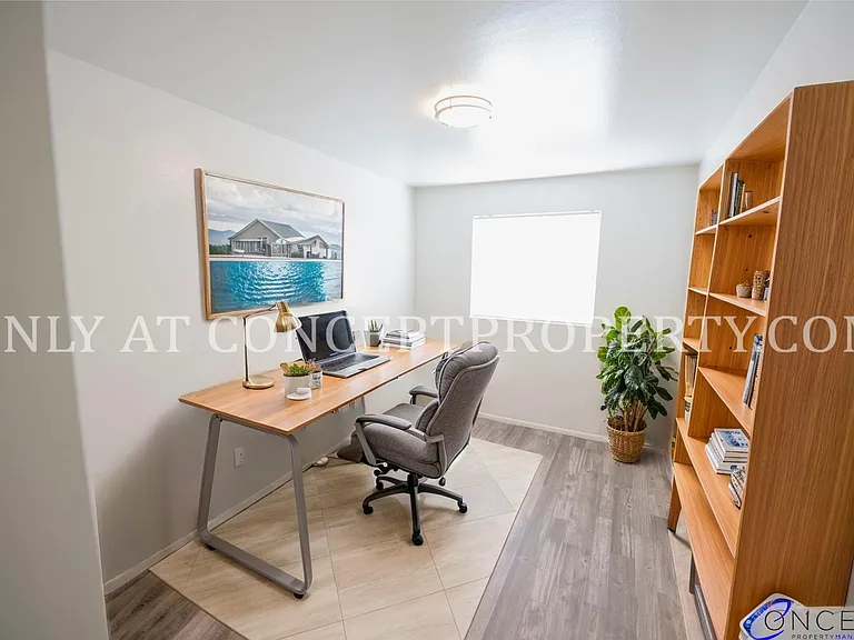 Aspen Pines — Photo 194