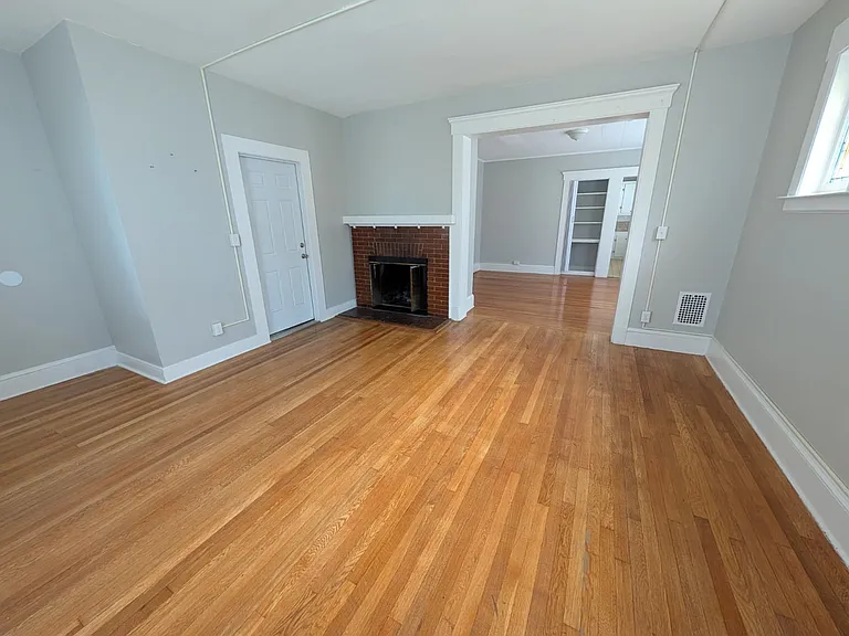 85 Hubinger St #22 — Photo 2